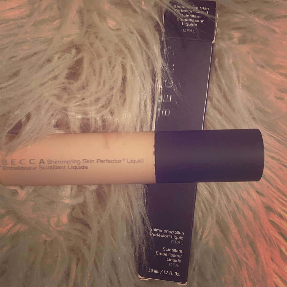 Becca Shimmering Skin Perfector Liquid